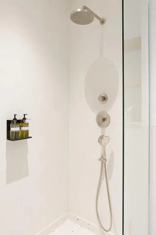 Kith & Kin Boutique Apartments Amsterdam