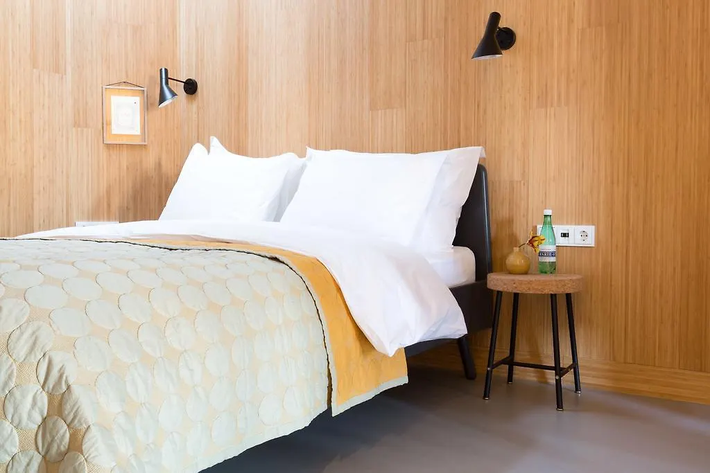 Kith & Kin Boutique Apartments Amsterdam Netherlands